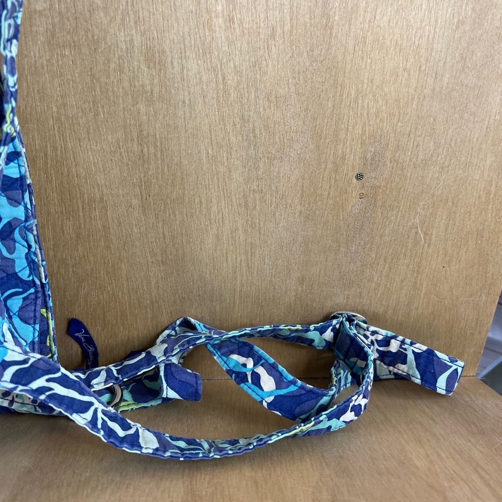 Vera Bradley "Katalina Blues" Bag and Wallet Combo - Picture 8 of 13